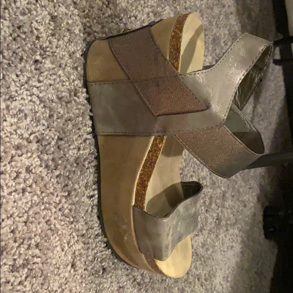Wedges - Picture 2 of 3